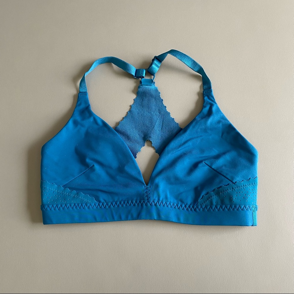 Lululemon Bra - Size 4 - Blue